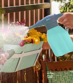 Battery powered sprayer for bird mites